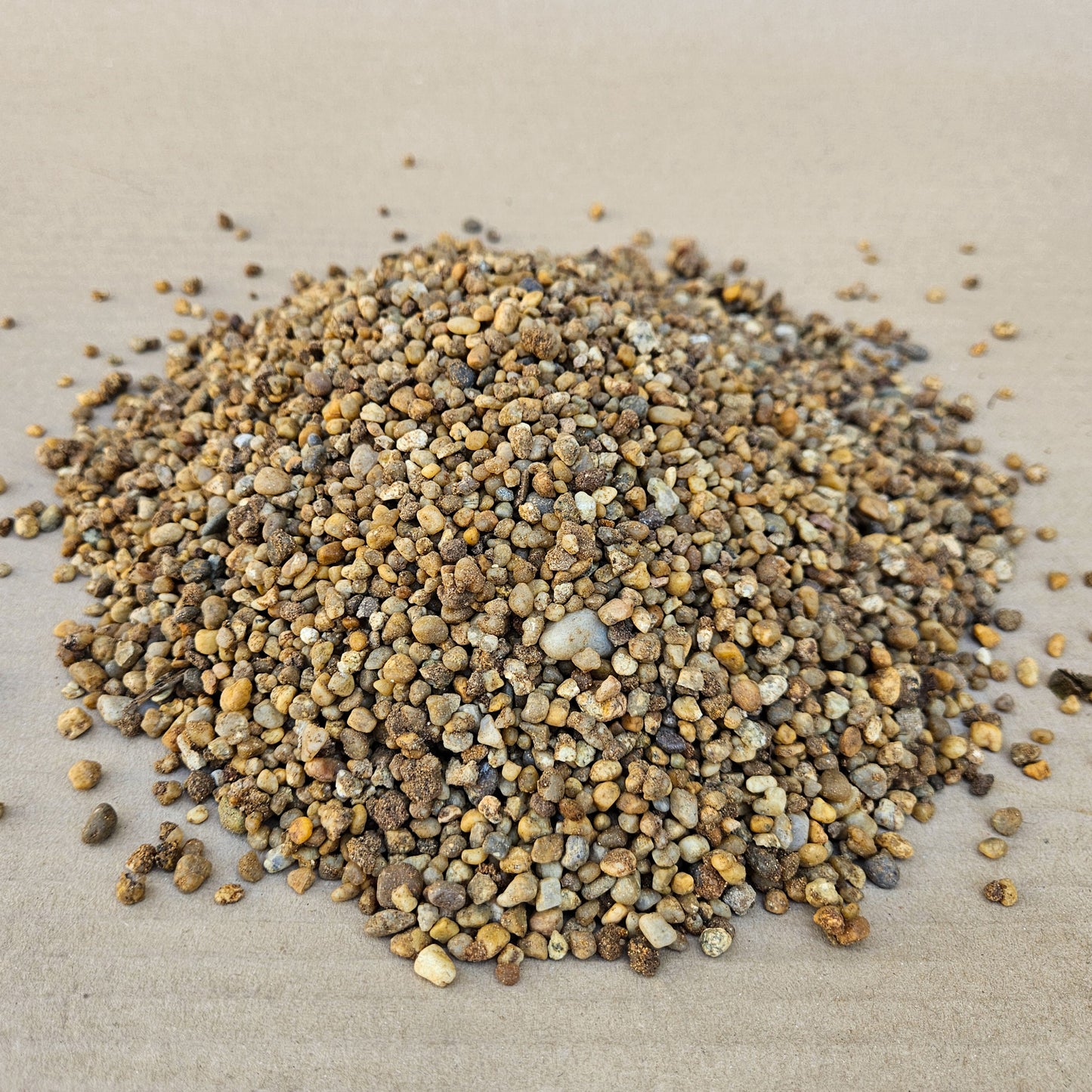 Piedra amarilla redondeada arroz