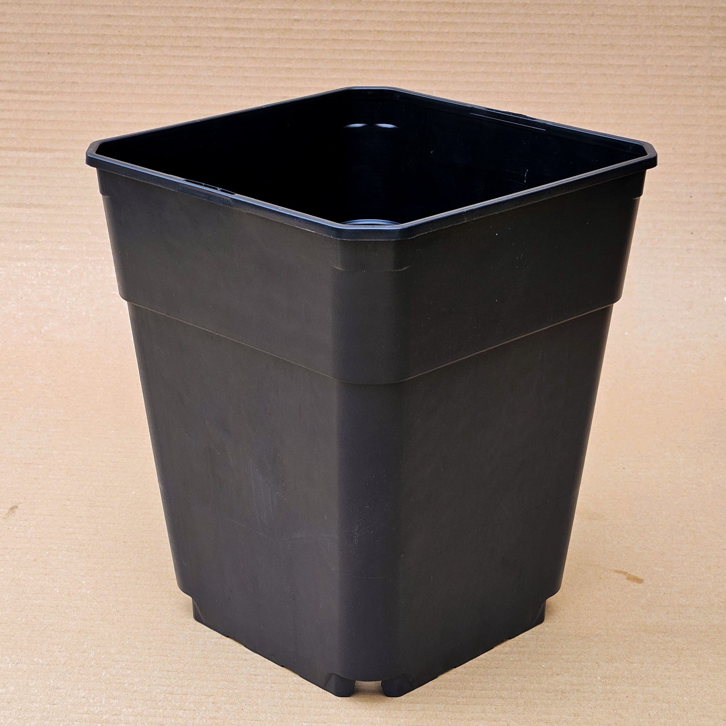 Pack 10 maceteros cuadrados MCA N°23